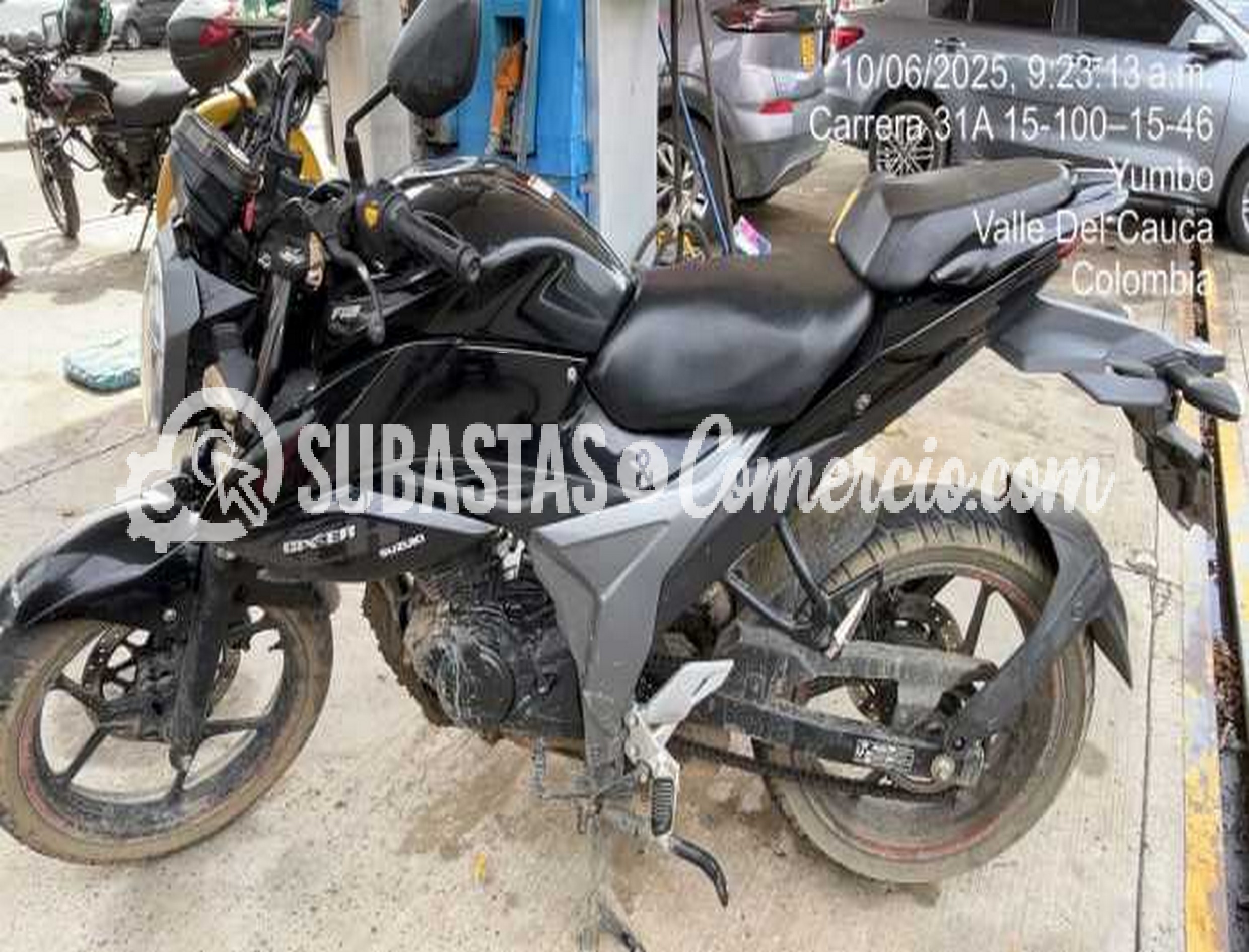 Motocicleta Suzuki Gixxer fi 